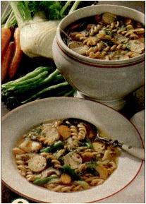 Bild von Nudel-Gemüse-Suppe mit Tofu